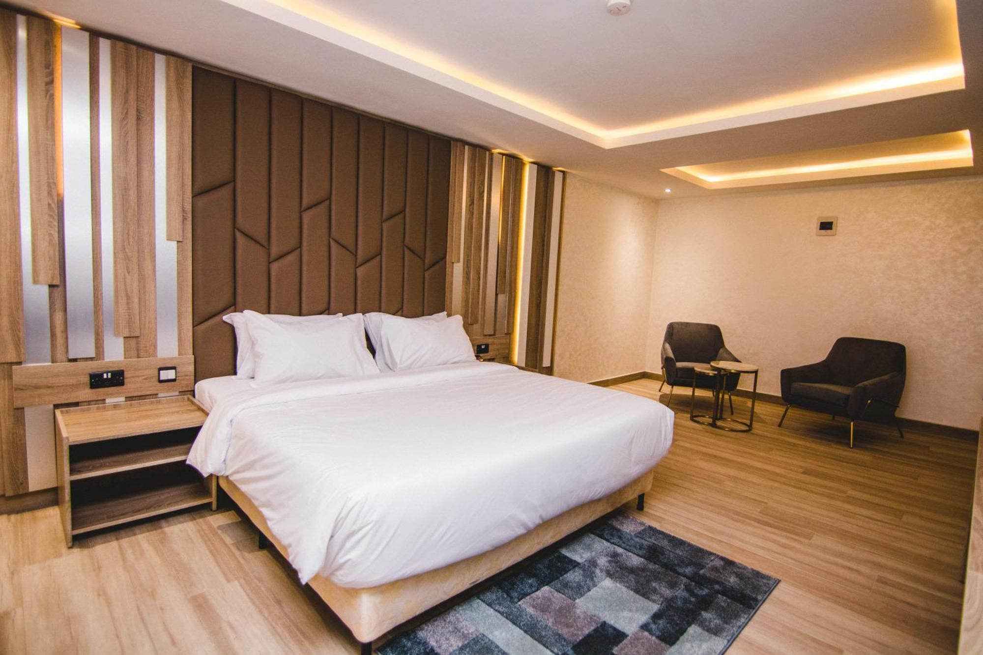 The Safron Hotel Lagos Extérieur photo