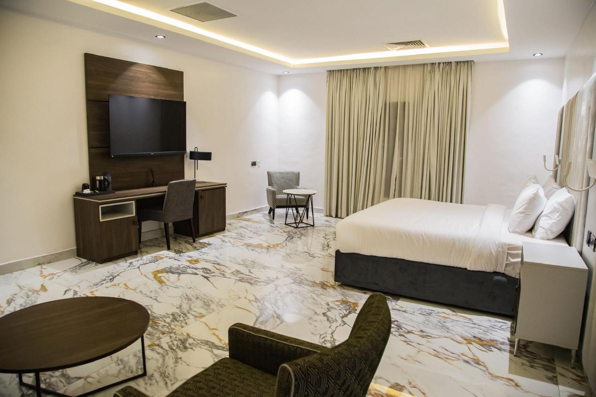The Safron Hotel Lagos Extérieur photo