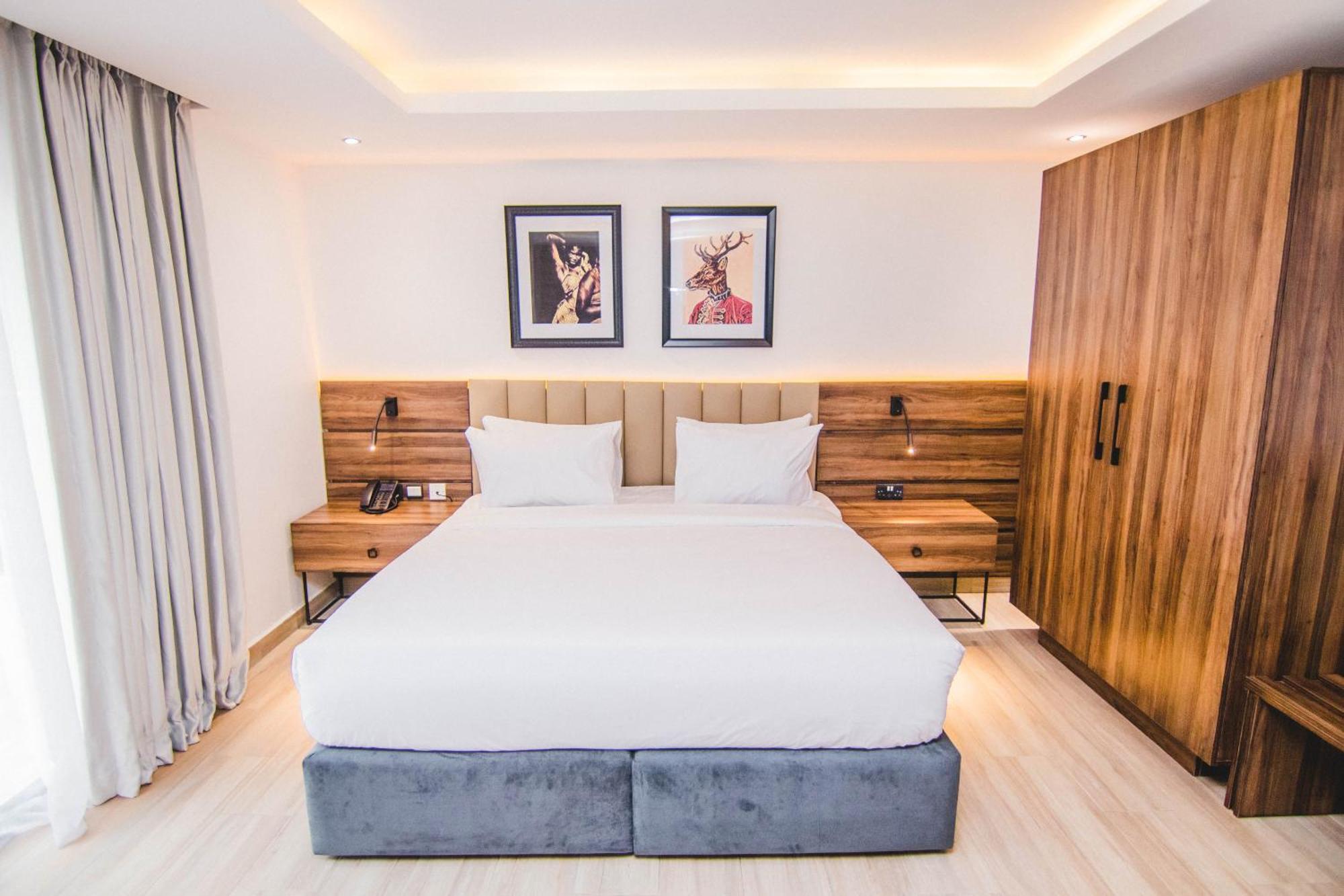 The Safron Hotel Lagos Extérieur photo