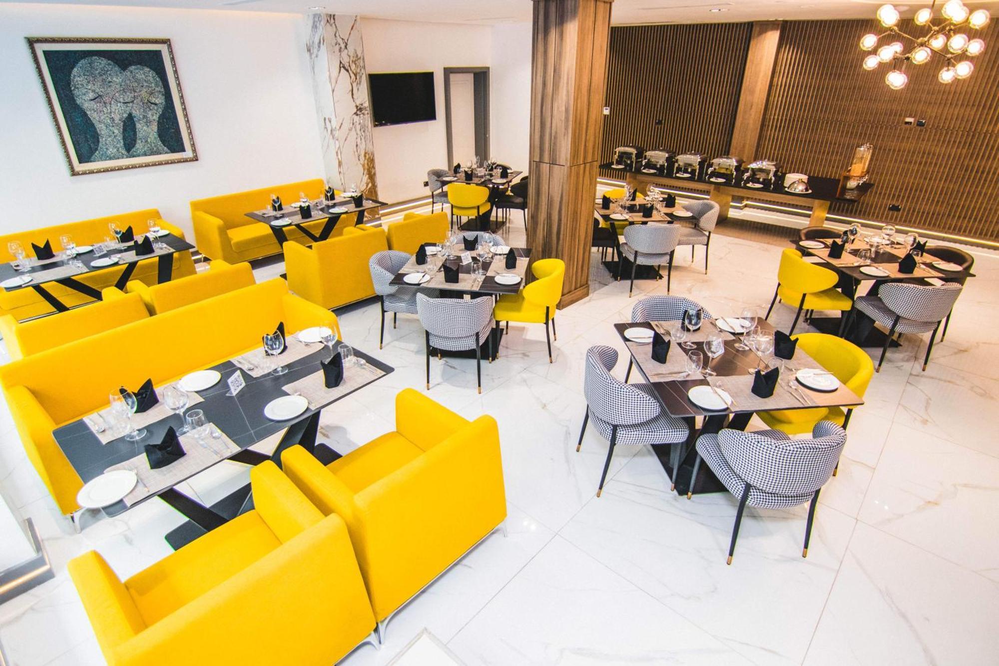 The Safron Hotel Lagos Extérieur photo