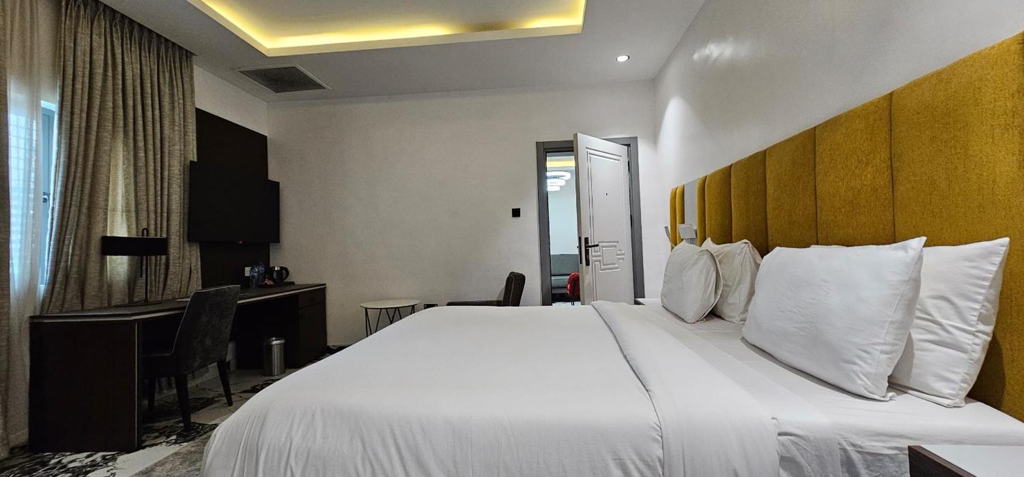The Safron Hotel Lagos Extérieur photo